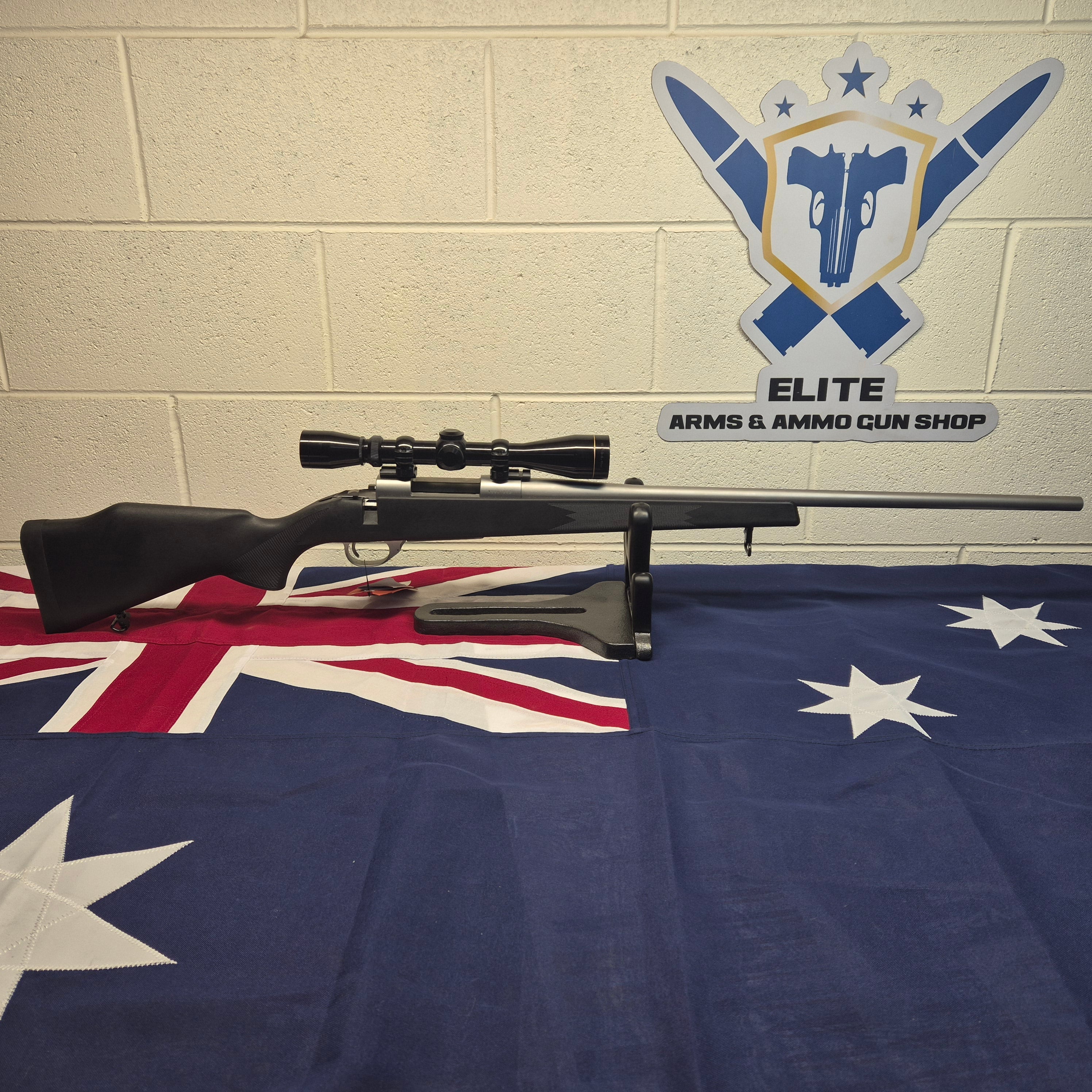 WEATHERBY VANGUARD 223REM WITH LEUPOLD 3-9X40 SCOPE
