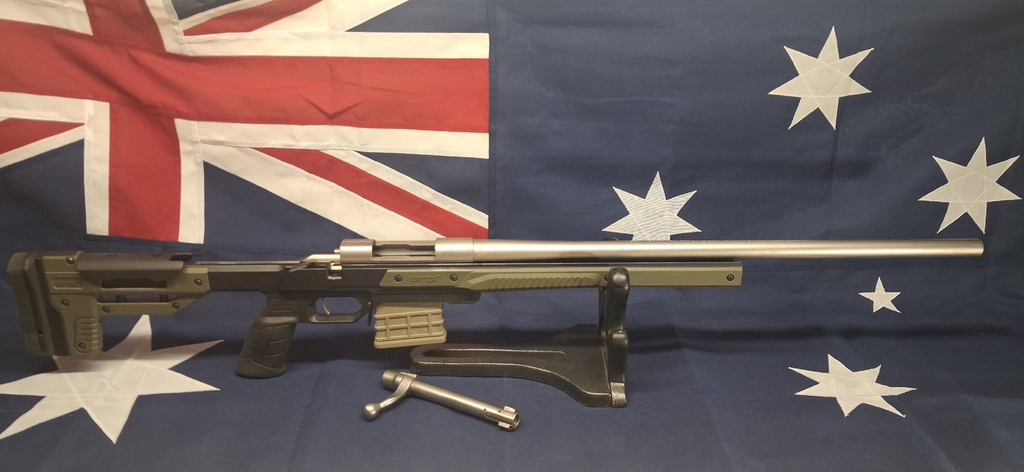 HOWA 1500 243WIN 10RD MDT MAG ONYX CHASSIS