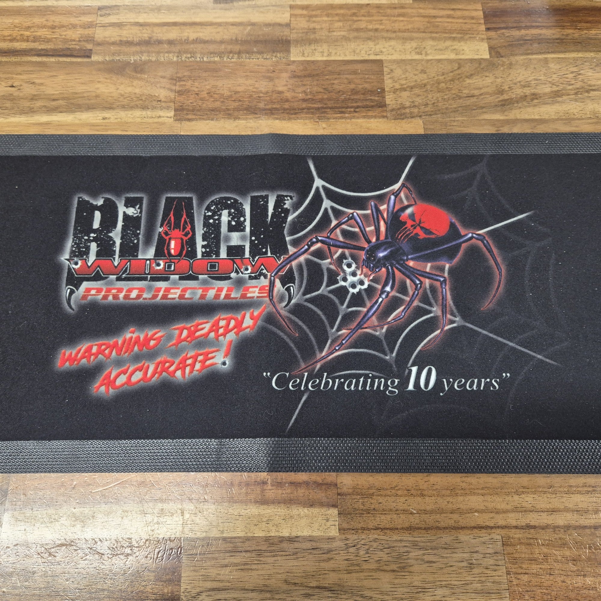 BLACK WIDOW BAR MAT W/BORDER