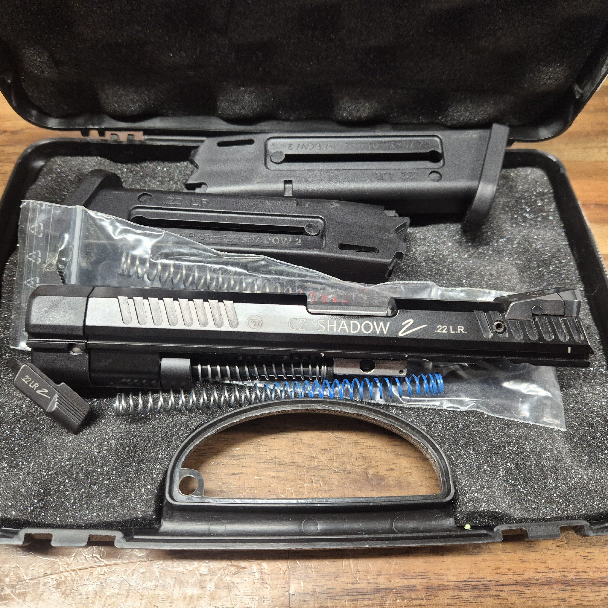 CZ SHADOW 2 CONVERSION (KADET) KIT 22LR WITH 125MM BARREL 10RD 2 X MAGS - NEAR NEW ** 1000 ONO **