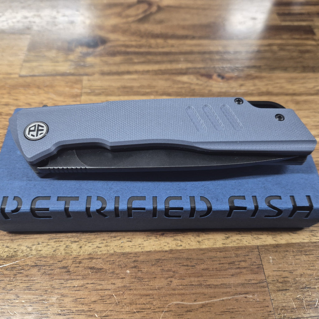 PETRIFIED FISH LOCO KNIFE - BLUE / BLACK