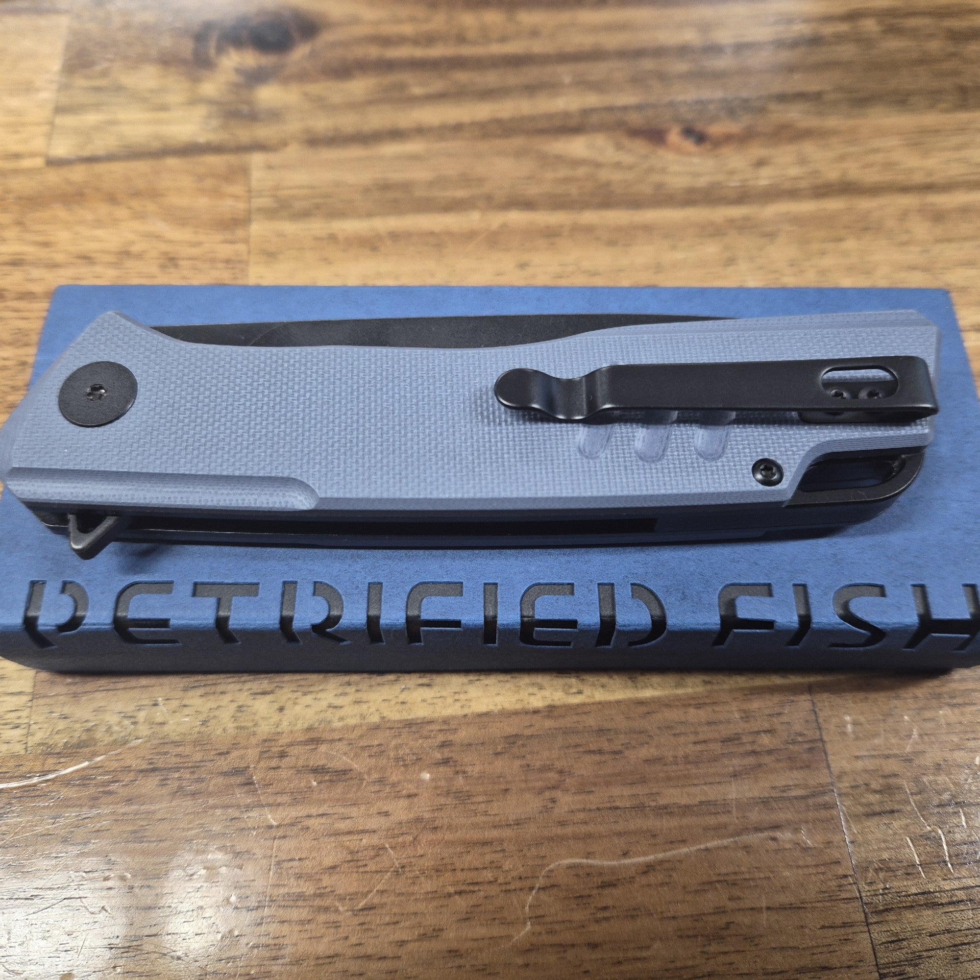 PETRIFIED FISH LOCO KNIFE - BLUE / BLACK