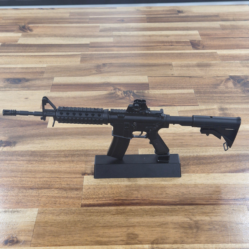 ATI MINI METAL 1:3 SCALE NON-FIRING MODEL TOY AR15