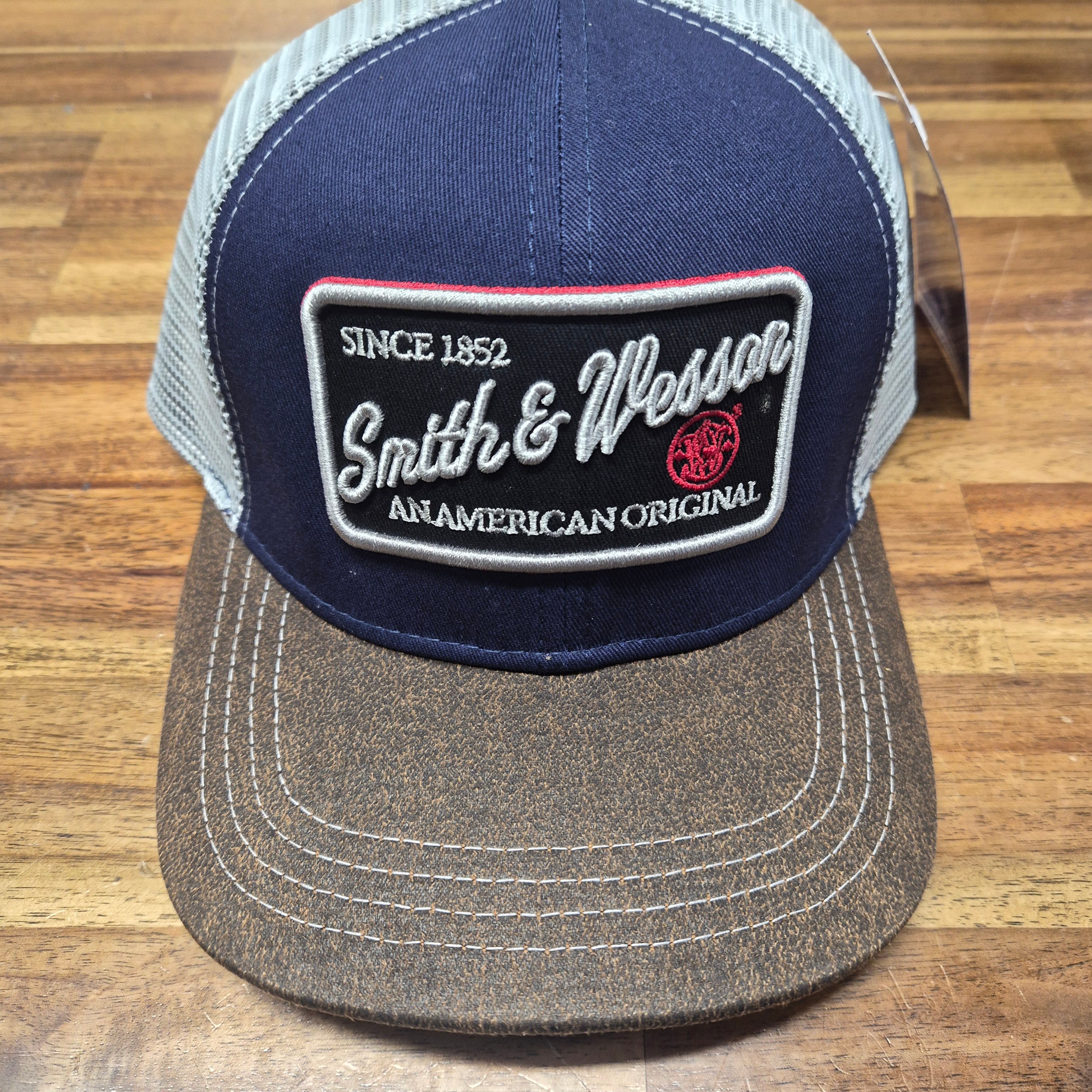 S&W AMERICAN ORIGINAL TRI-TONE TRUCKER WITH OIL CLOTH BRIM