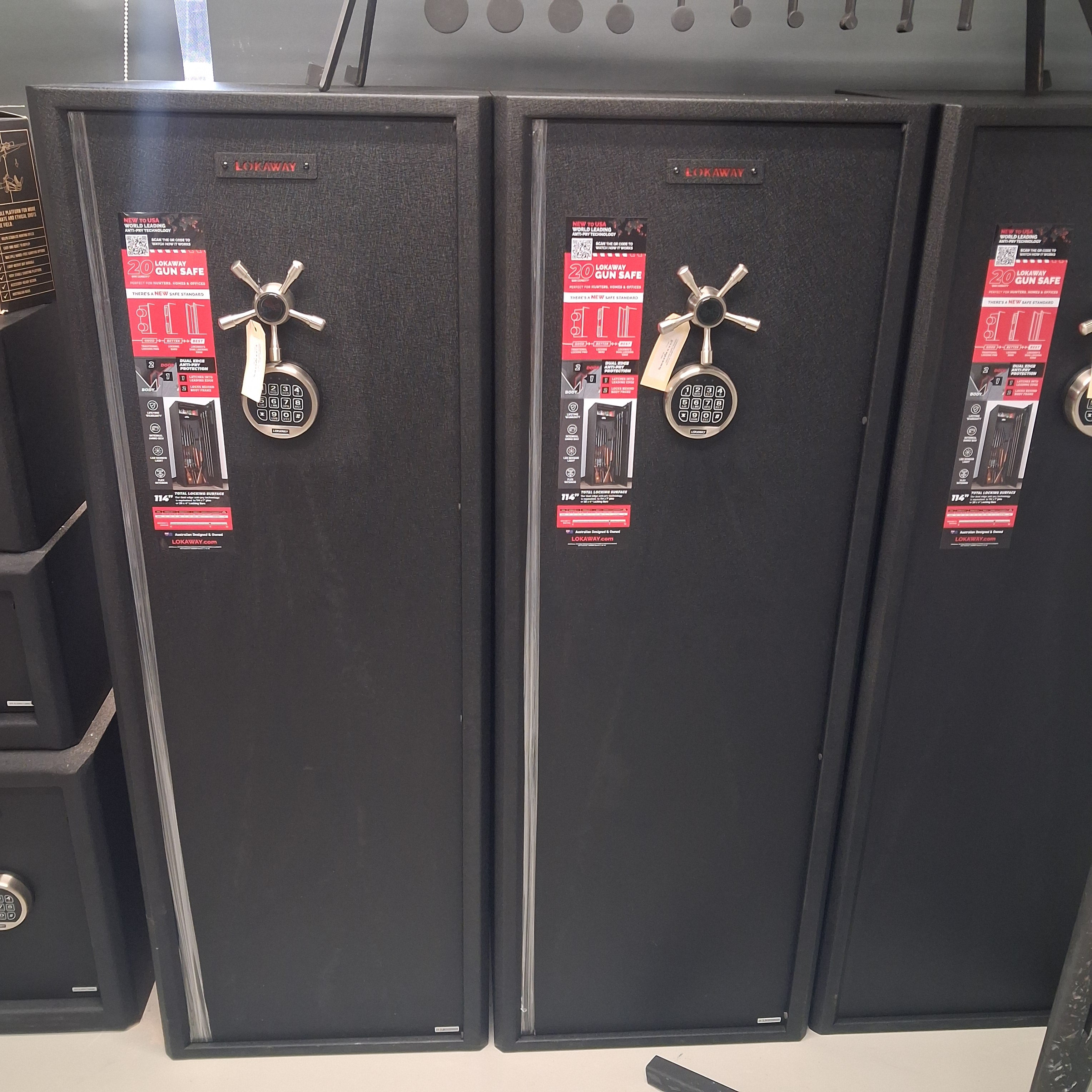 LOKAWAY LBA20 20 GUN DIGITAL SAFE ANTI-PRY